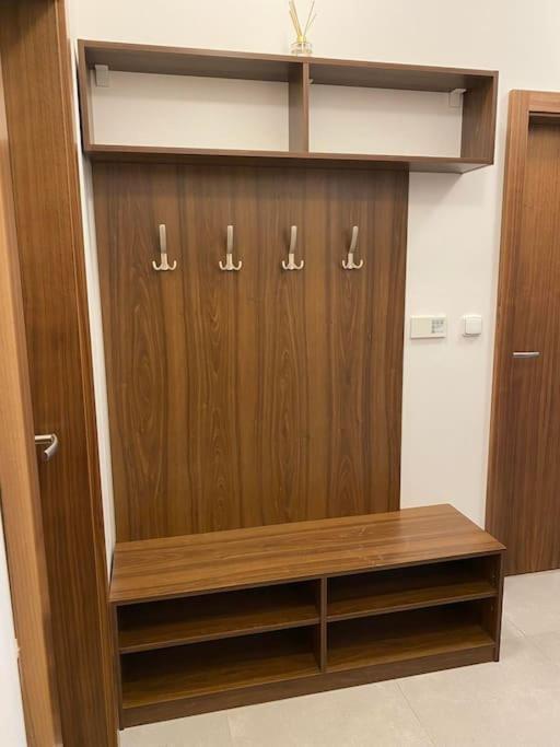 Spacious 2Br Apartment 6Min From Prague Castle! Ngoại thất bức ảnh